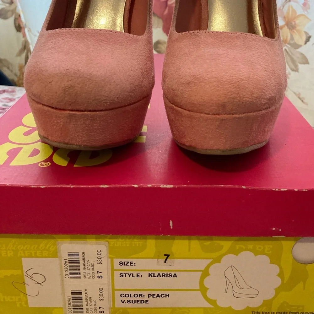2 for 1 👠👠 Heals Bundle - Picture 16 of 16